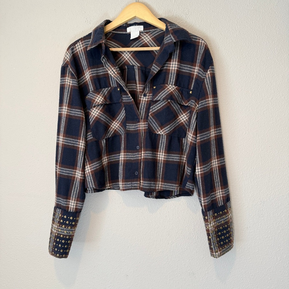 LIFE Womens Navy Brown Plaid Cropped Flannel Shirt Studded Cuffs Size L